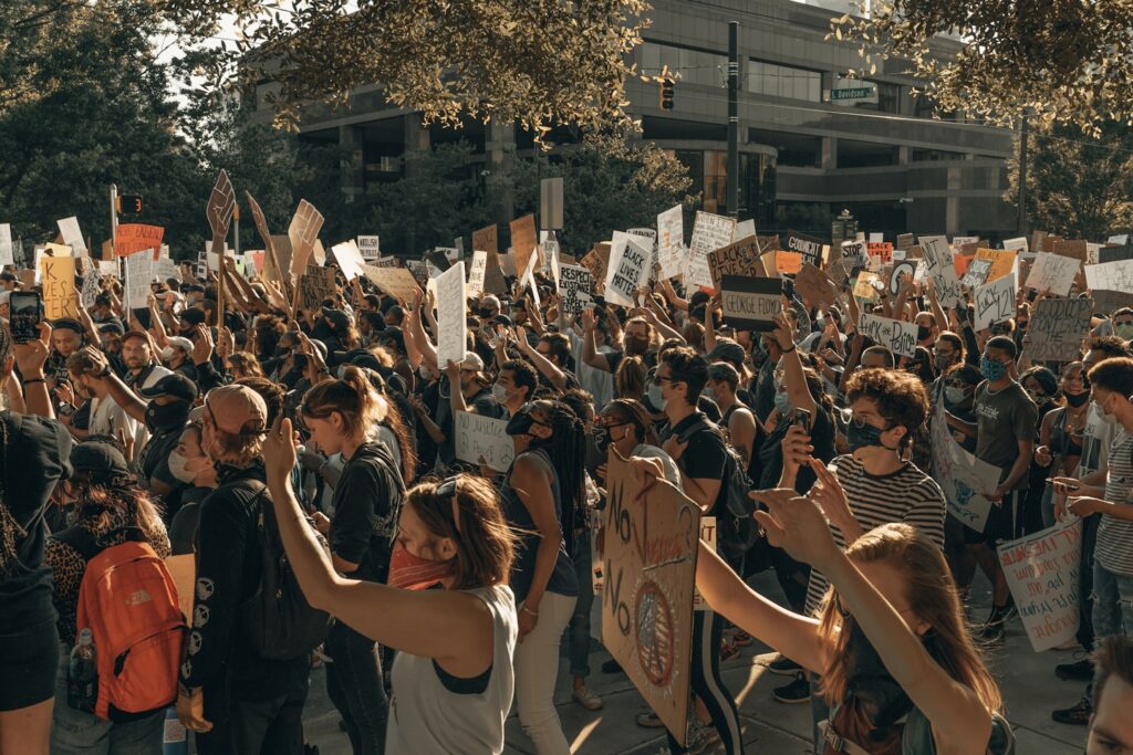 Crowd marches at the George Floyd protests 6/2/2020 (IG: @clay.banks)