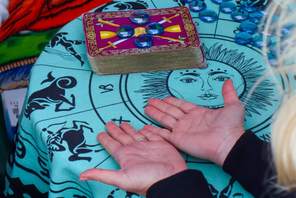 Palm reading with Tarot cards