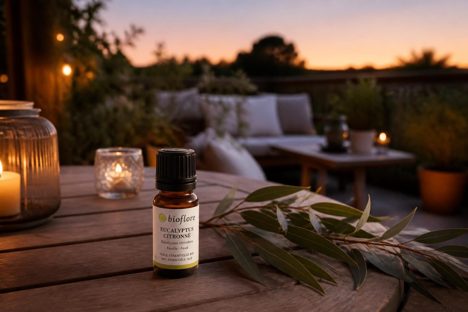 découvrez l'huile essentielle d’eucalyptus citronné, un répulsif naturel efficace et doux contre les moustiques, idéal pour protéger votre peau tout en respectant la nature.